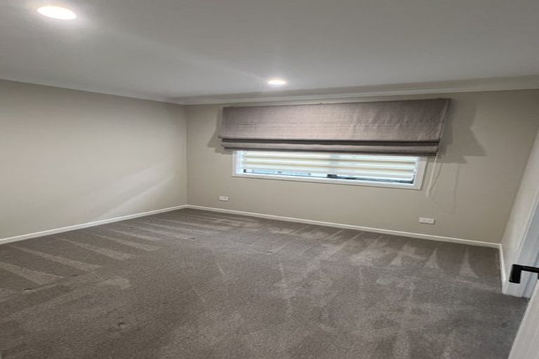 Photo of property in 112 Valderama Drive, Flat Bush, Auckland, 2019