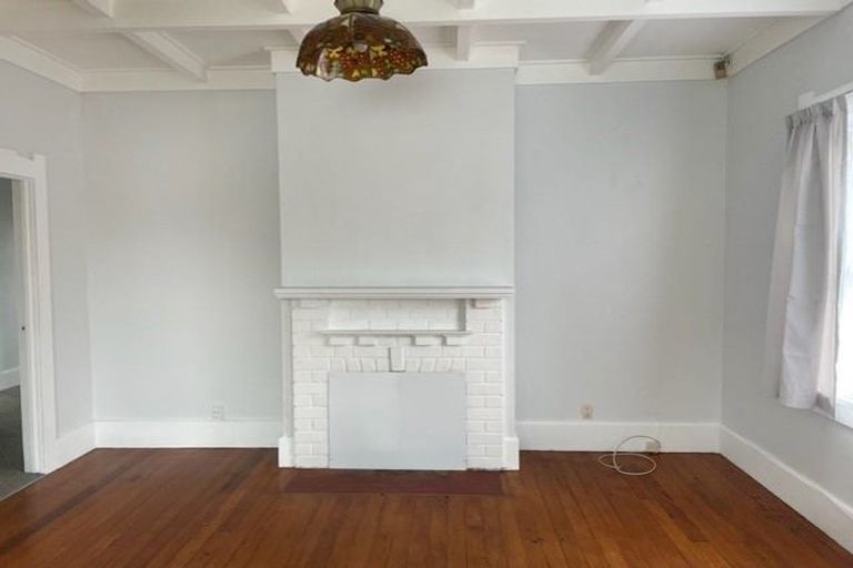 Photo of property in 142 Carruth Road, Papatoetoe, Auckland, 2025