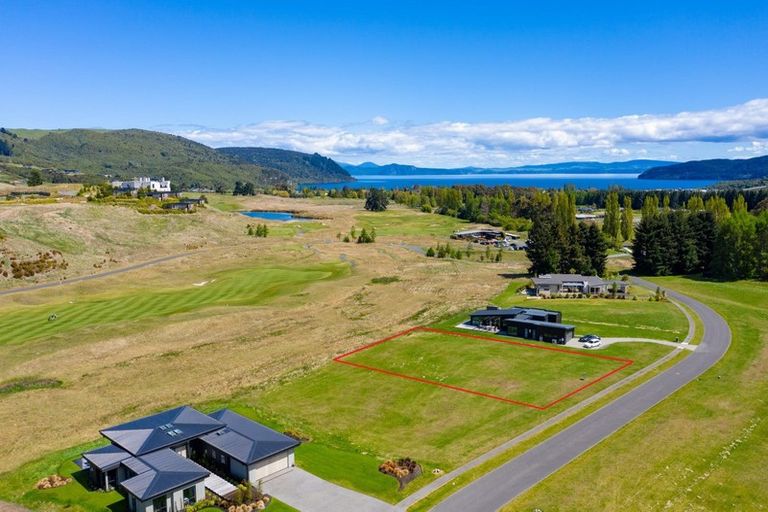 Photo of property in 8 The Fairways, Kinloch, Taupo, 3377