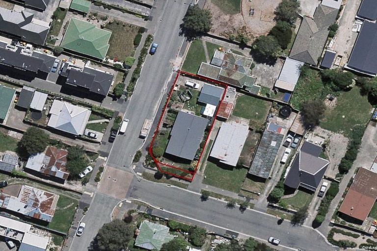 Photo of property in 36 Grafton Street, Waltham, Christchurch, 8011