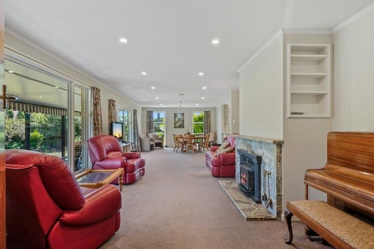 Photo of property in 10 Lowry Street, Waiau, 7332