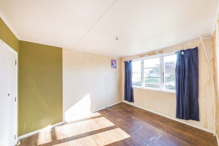 Photo of property in 6 Coventry Street, Highbury, Palmerston North, 4412