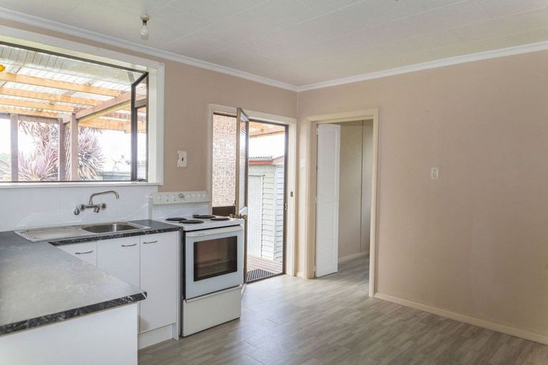 Photo of property in 6 Stanley Street, Dannevirke, 4930