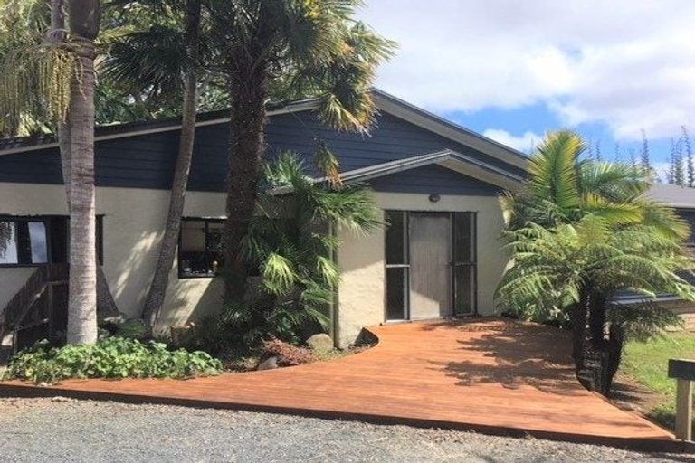 Photo of property in 564 Kerikeri Road, Kerikeri, 0293