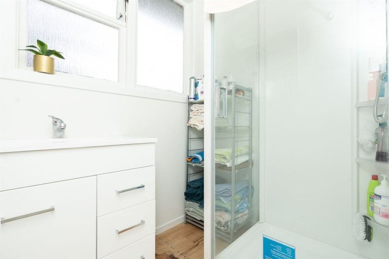 Photo of property in 15 Ruapehu Street, Chartwell, Hamilton, 3210