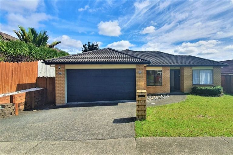 Photo of property in 13 Sapperton Drive, Henderson, Auckland, 0612