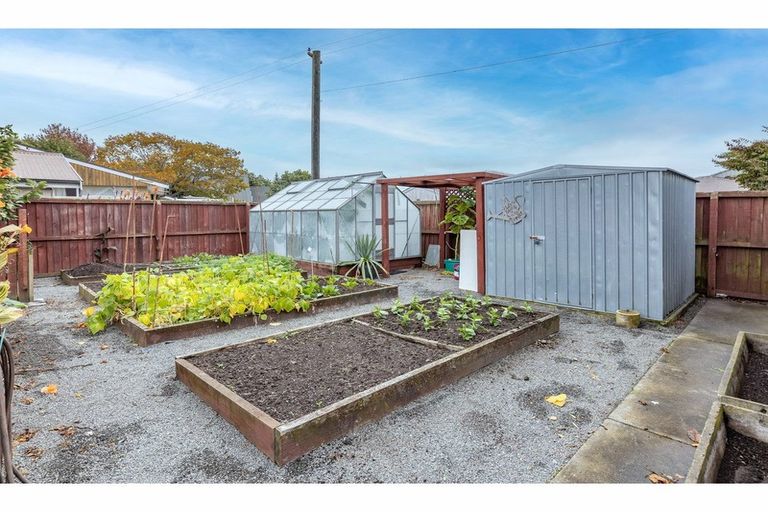 Photo of property in 390 Halswell Road, Halswell, Christchurch, 8025