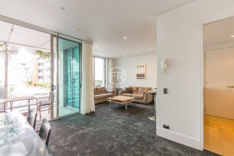 Photo of property in North At Lighter Quay Apartments, 2c/87 Halsey Street, Auckland Central, Auckland, 1010