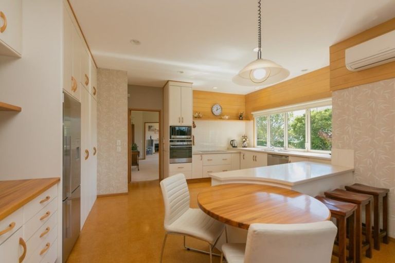 Photo of property in 32 Ngakoti Street, Urenui, 4375