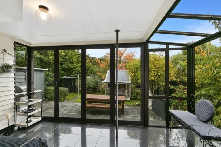 Photo of property in 14 Lees Grove, Wainuiomata, Lower Hutt, 5014