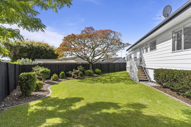 Photo of property in 15 Edgehill Place, Te Puke, 3119
