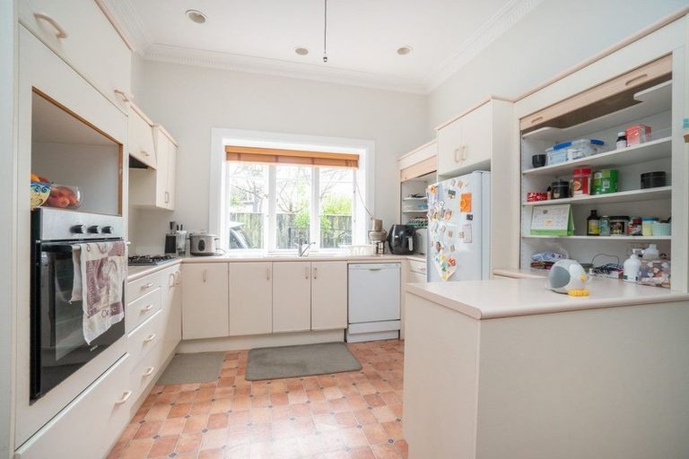 Photo of property in 40 Hereford Street, West End, Palmerston North, 4410