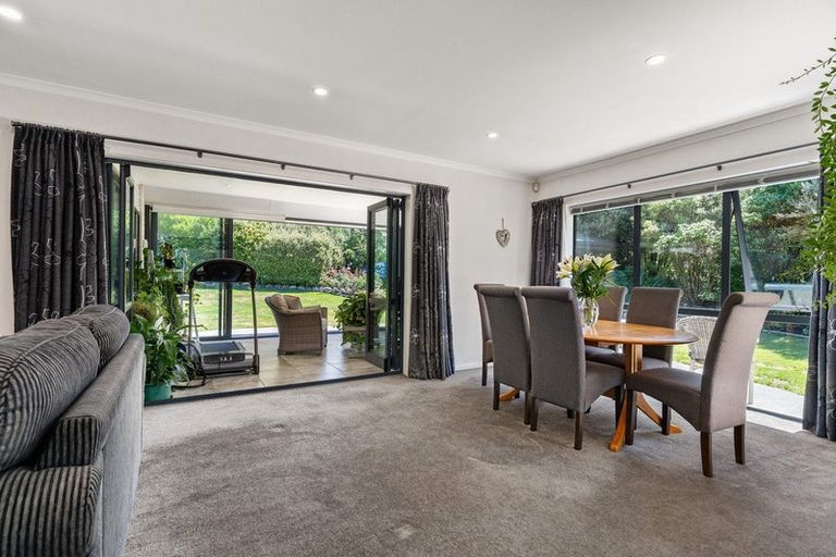 Photo of property in 7 The Glade, Carterton, 5713