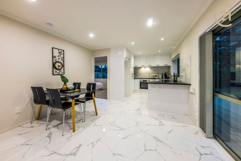 Photo of property in 71 Medvale Avenue, Flat Bush, Auckland, 2019