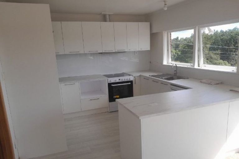 Photo of property in 42 Ocean View Road, Northcote, Auckland, 0627