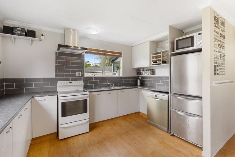 Photo of property in 178 Bridge Street, Bulls, 4818