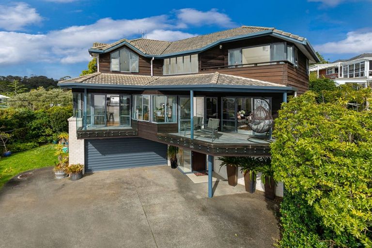 Photo of property in 2/35 Channel View Road, Campbells Bay, Auckland, 0630