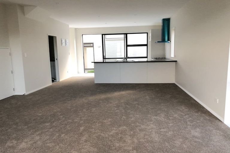 Photo of property in 14b Hollowout Street, Takanini, 2112