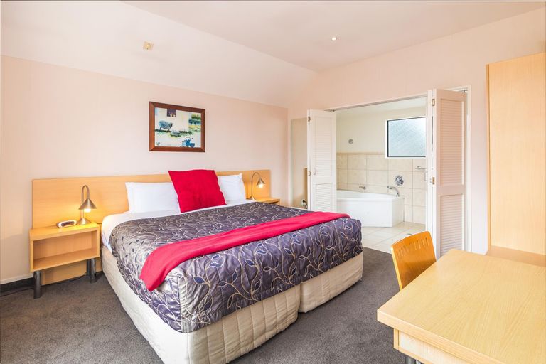 Photo of property in 9 Tui Street, Taupo, 3330