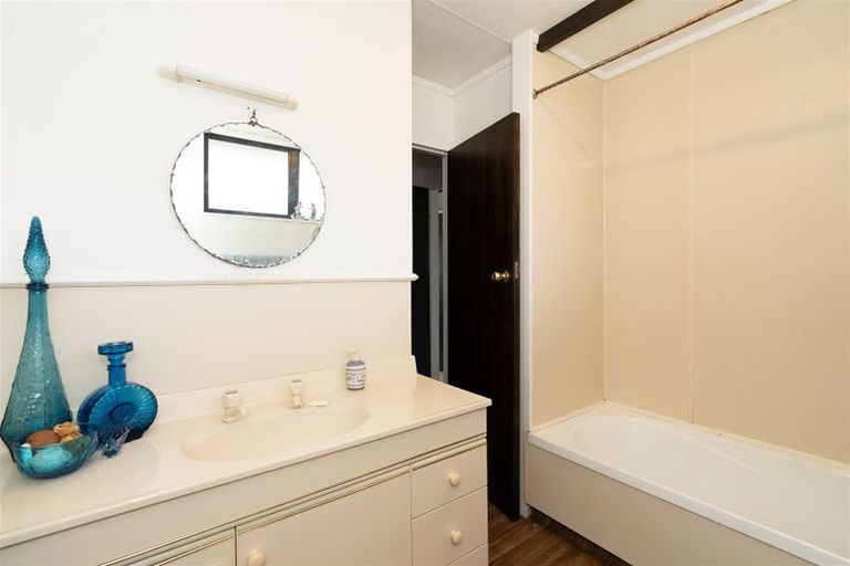 Photo of property in 4a Douglas Street, Levin, 5510