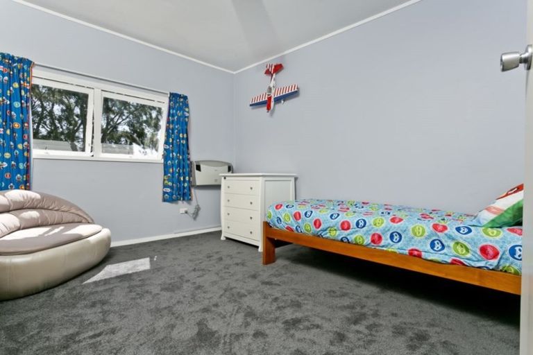 Photo of property in 24 Arcadia Crescent, Bayview, Auckland, 0629