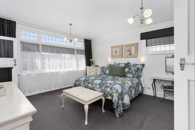 Photo of property in 140 Nelson Crescent, Napier South, Napier, 4110