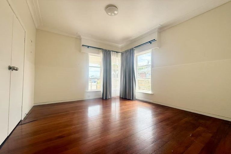 Photo of property in 1/11 Church Road, Mangere Bridge, Auckland, 2022
