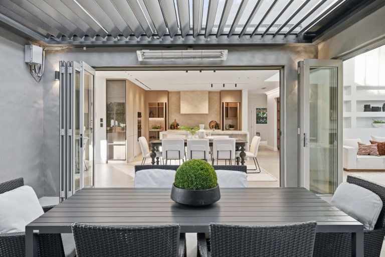 Photo of property in 15 Oak Manor Drive, Albany, Auckland, 0632