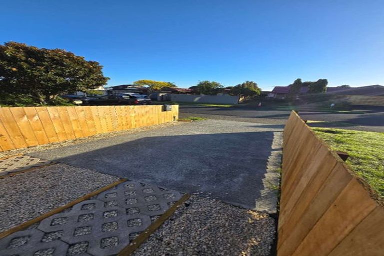 Photo of property in 12a Galloway Crescent, Farm Cove, Auckland, 2012