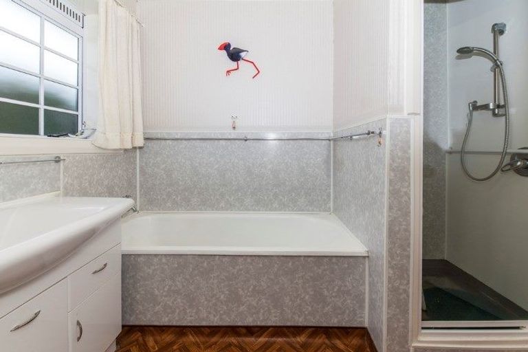 Photo of property in 17 Halliwell Avenue, Papanui, Christchurch, 8052