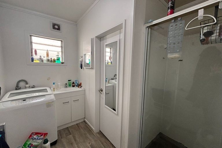 Photo of property in 25 Tirangi Road, Rongotai, Wellington, 6022