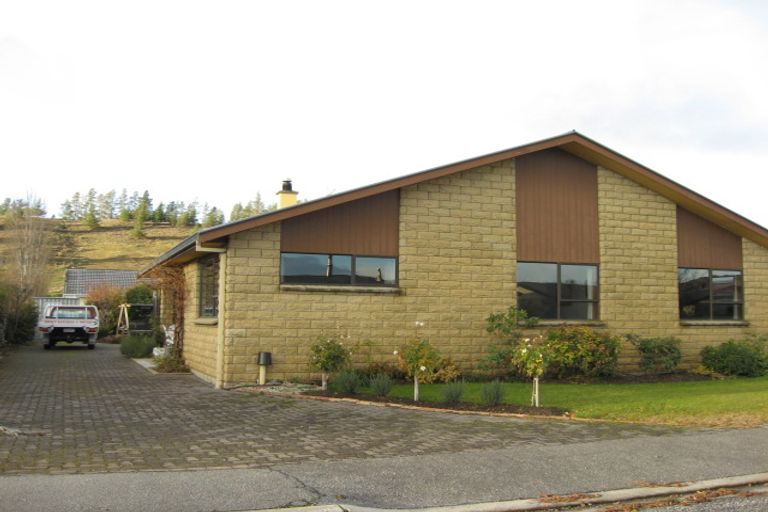 Photo of property in 19 Arnott Street, Alexandra, 9320