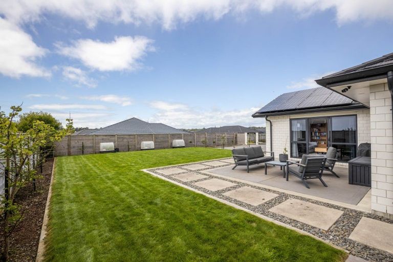 Photo of property in 31 Keene Drive, Bell Block, New Plymouth, 4312