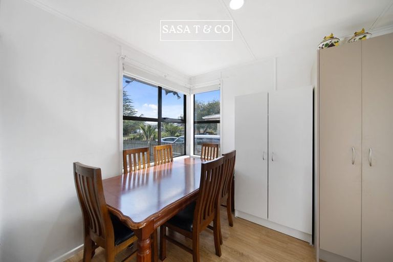 Photo of property in 29 Blake Road, Mangere East, Auckland, 2024