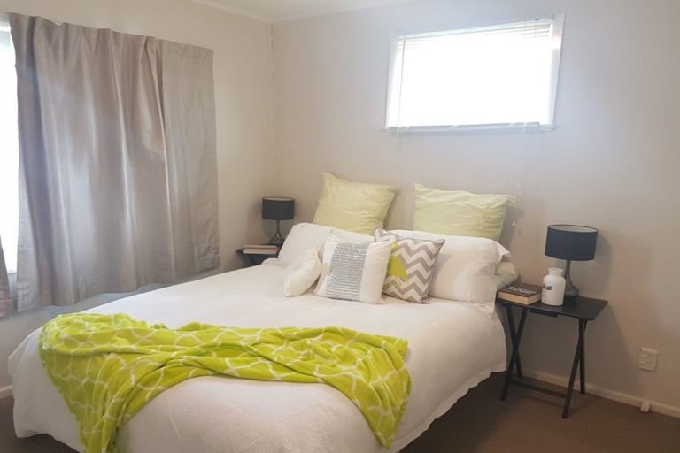 Photo of property in 4 Jenkins Place, Manurewa East, Auckland, 2102