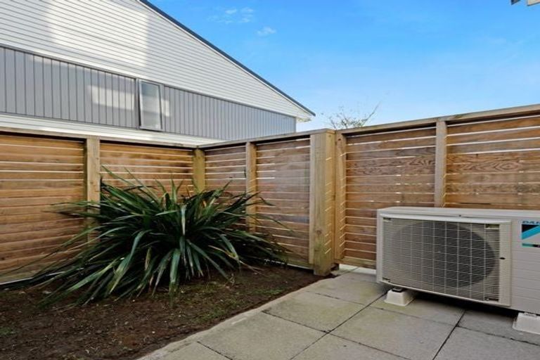 Photo of property in 3/24 Princess Terrace, Newtown, Wellington, 6021
