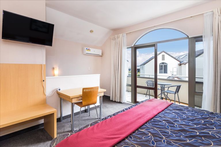 Photo of property in 9 Tui Street, Taupo, 3330