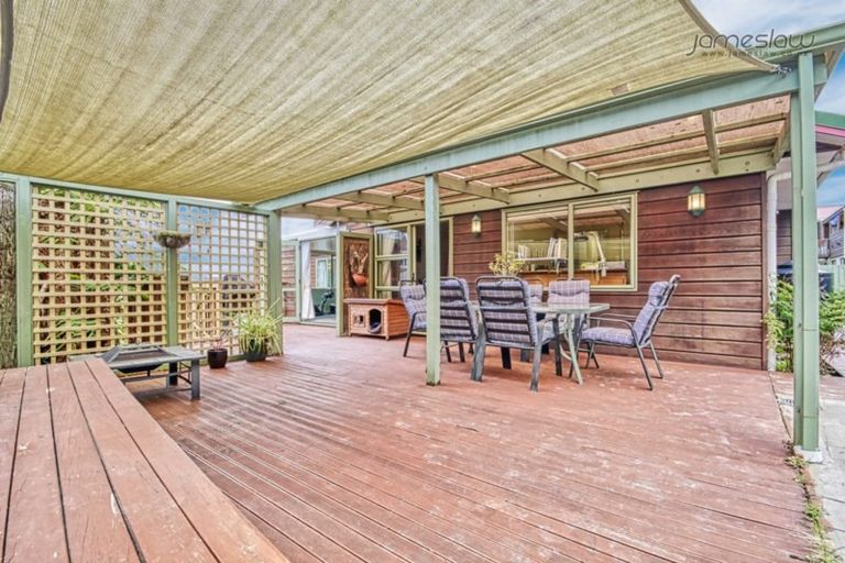 Photo of property in 39 Rhinevale Close, Henderson, Auckland, 0612