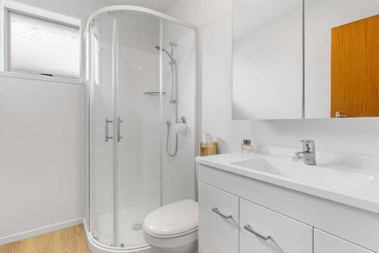 Photo of property in 15 Weld Street, Cambridge, 3434