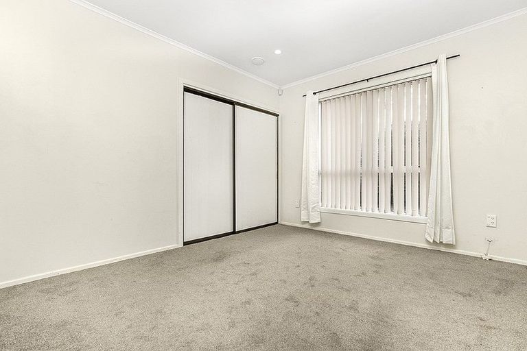 Photo of property in 4 Lincoln Road, Manurewa East, Auckland, 2102