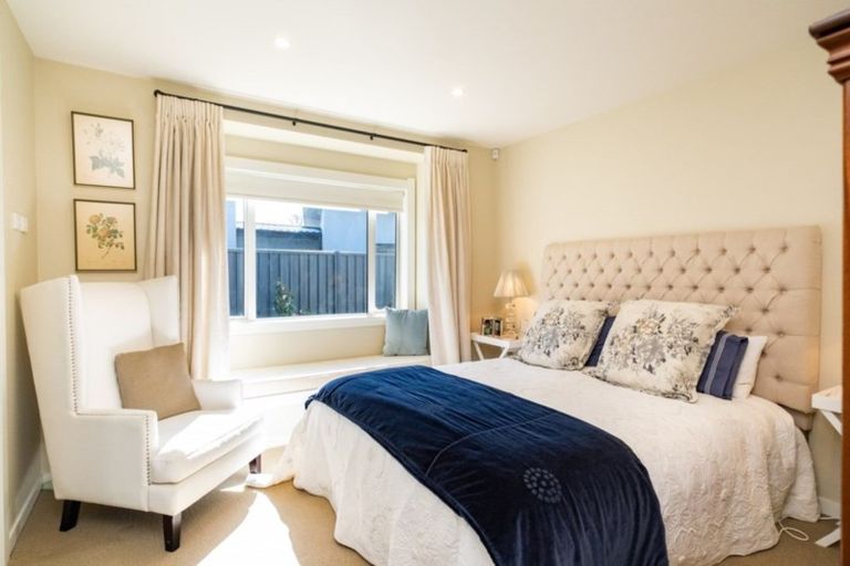 Photo of property in 5 Raven Grove, Havelock North, 4130