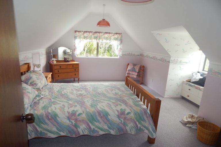 Photo of property in 16 Kennedy Street, Opua, 0200