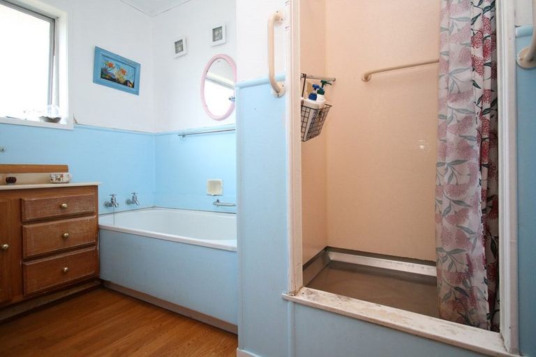 Photo of property in 25b Haultain Street, Fairfield, Hamilton, 3214