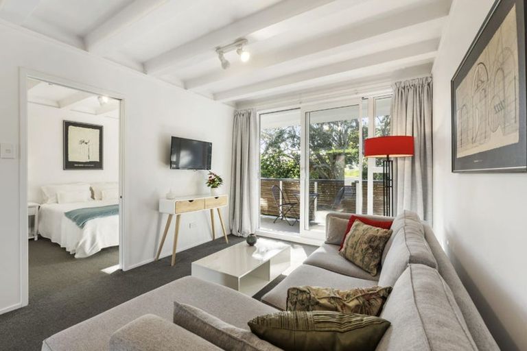 Photo of property in 3/73 Princes Street, Northcote Point, Auckland, 0627