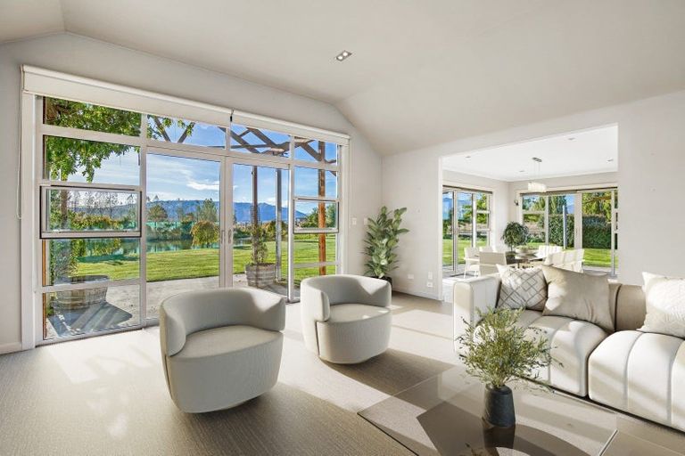 Photo of property in 275 Hillview Road, Alexandra, 9391