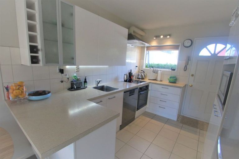 Photo of property in 2/7b Melrose Street, Christchurch Central, Christchurch, 8013