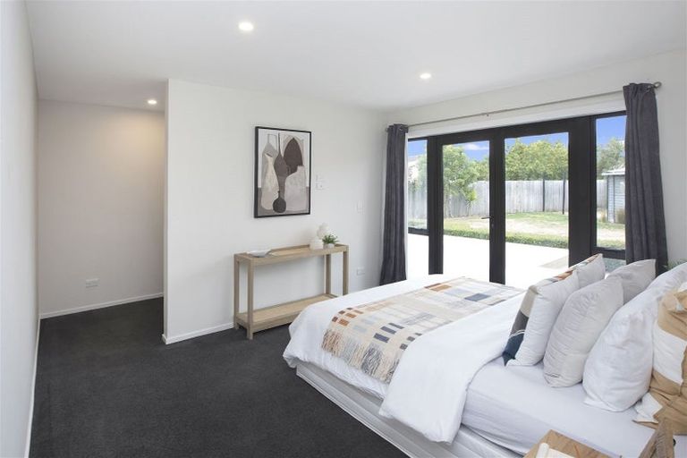 Photo of property in 10 Epping Place, Burnside, Christchurch, 8053