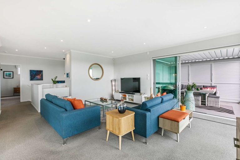 Photo of property in 1b Evans Road, Papamoa Beach, Papamoa, 3118