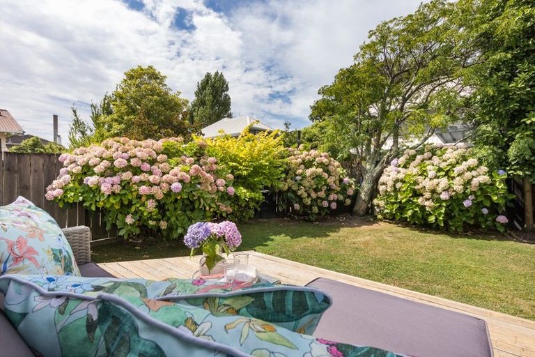 Photo of property in 81 Heretaunga Street, Palmerston North, 4414