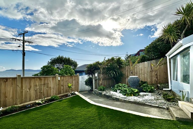 Photo of property in 3a The Esplanade, Raumati South, Paraparaumu, 5032